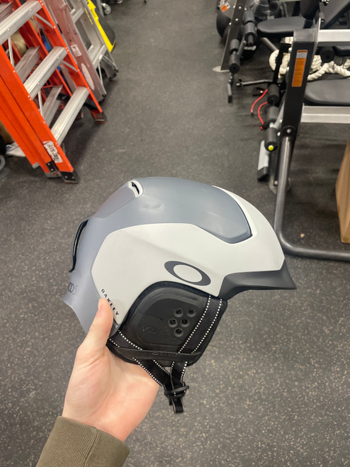 Vist Large View of Product Image Which is Used Oakley Snowsport Helmet Adult Grey LG