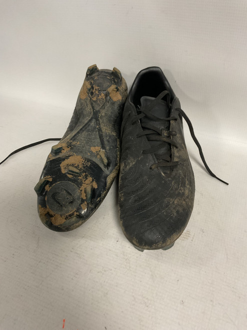 Vist Large View of Product Image Which is Used Nike Soccer Cleats Black Senior 8