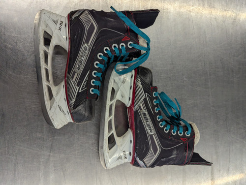 Vist Large View of Product Image Which is Used Bauer VAPOR X700 SKATES Junior Hockey Skate Junior 04