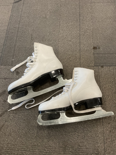 Vist Large View of Product Image Which is Used Lange ARIES WomensFigure Skate White Senior 8