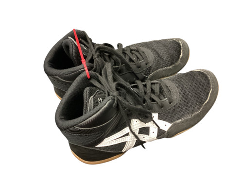 Vist Large View of Product Image Which is Used Asics Wrestling Shoes Black Junior 02