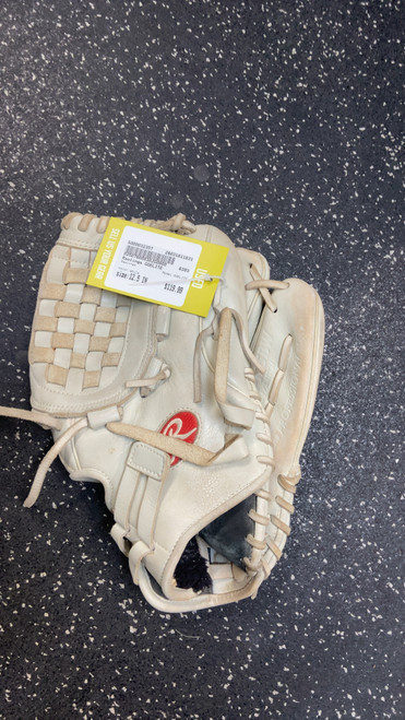 Vist Large View of Product Image Which is Used Rawlings GGELITE RH Throw Fastpitch Gloves White 12 1/2"
