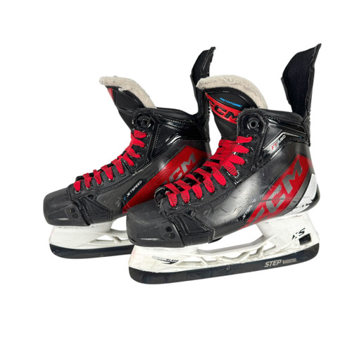 Vist Large View of Product Image Which is Used CCM JETSPEED FT 680 Hockey Skate Senior 7.5 Wide