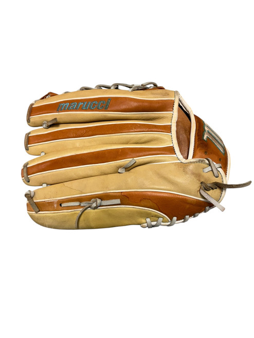 Vist Large View of Product Image Which is Used Marucci ACADIA SERIES BB/SB Glove RH Throw None 13"