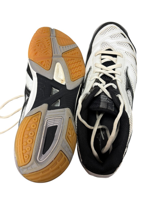 Vist Large View of Product Image Which is Used Mizuno VB Shoes Adult None Senior 9.5