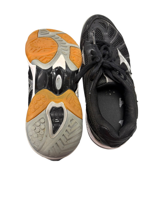 Vist Large View of Product Image Which is Used Mizuno VB Shoes Adult None Senior 8.5
