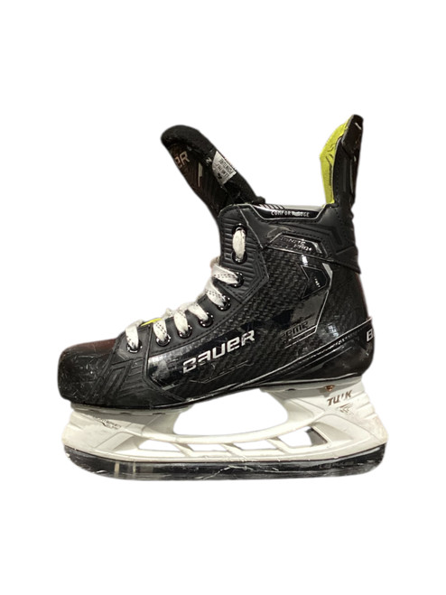 Vist Large View of Product Image Which is Used Bauer IGNITE PRO+ Intermediate Hockey Skate Intermediate 4.0