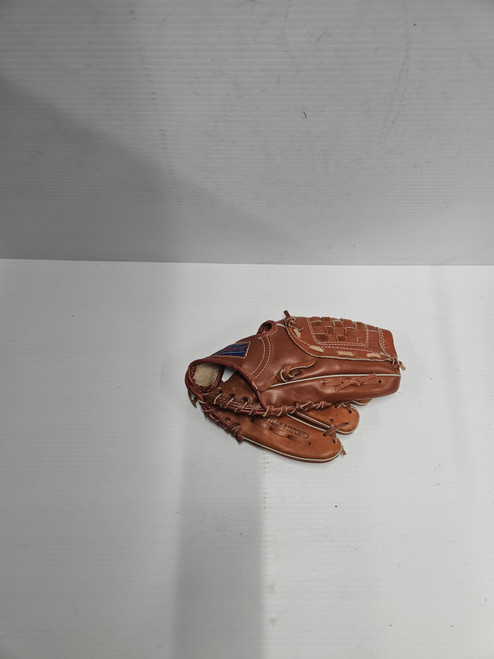 Vist Large View of Product Image Which is Used VENTURE BB/SB Glove RH Throw Brown 10 1/2"