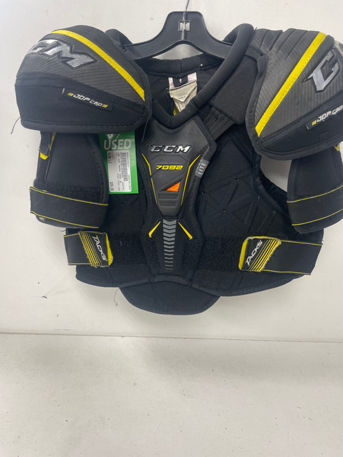 Vist Large View of Product Image Which is Used CCM TACKS 7092 Junior Shoulder Pads LG