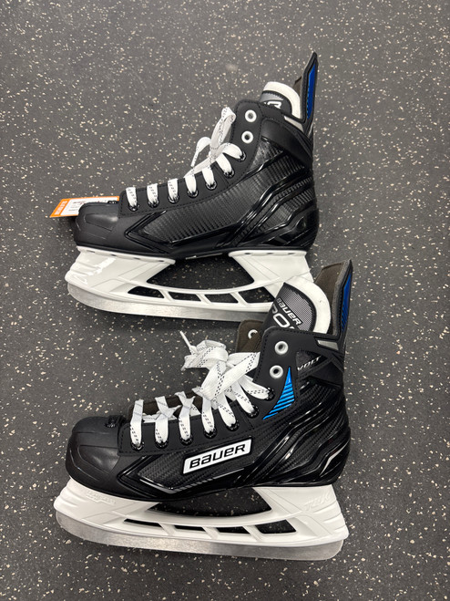 Vist Large View of Product Image Which is Used Bauer VOLT Senior Hockey Skate Senior 7