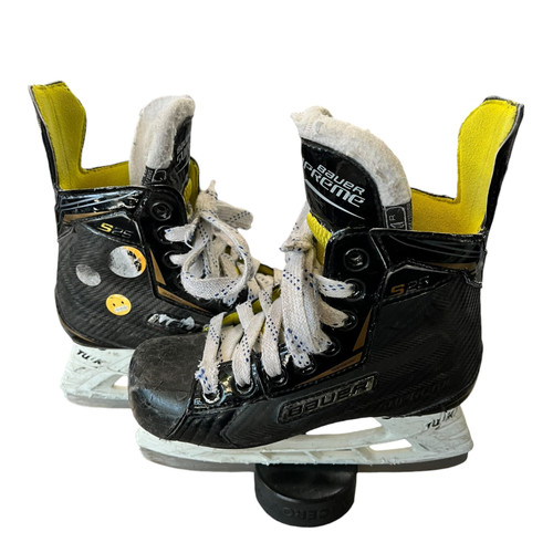 Vist Large View of Product Image Which is Used Bauer SUPREME S25 Junior Hockey Skate Junior 01