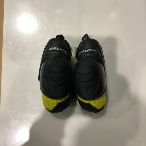 Vist Large View of Product Image Which is Used Bauer ULTRA SONIC Junior Elbow Pads SM