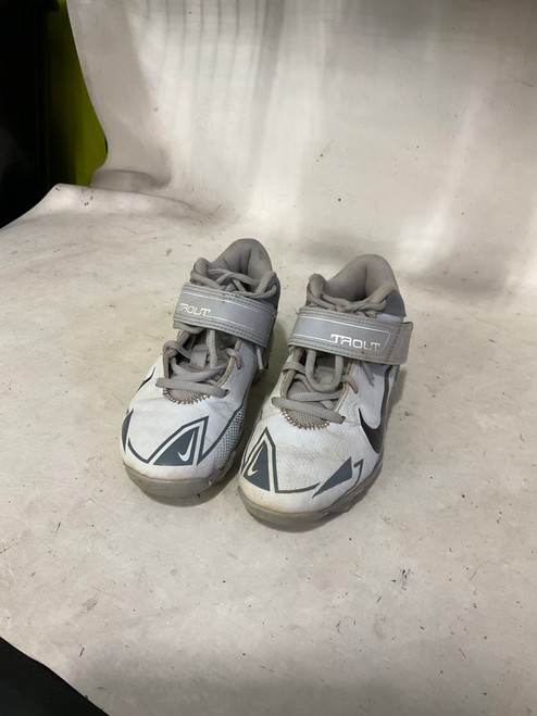 Vist Large View of Product Image Which is Used Nike 1.5 Y CLEAT BB/SB Cleats Grey Junior 01.5