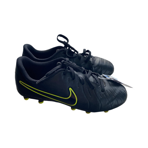 Vist Large View of Product Image Which is Used Nike Soccer Cleats Black Junior 02