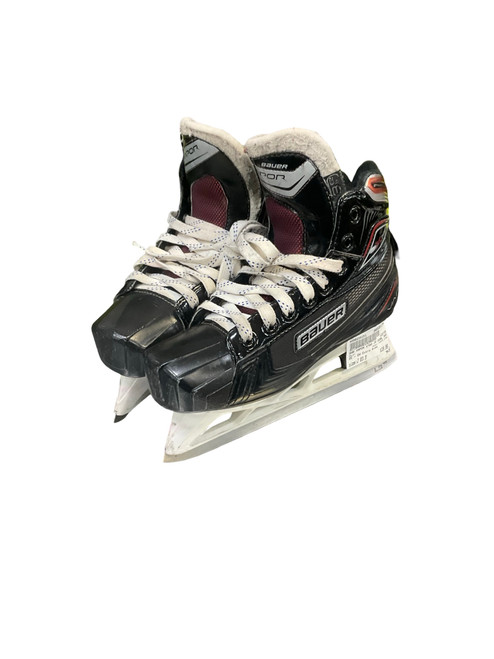 Vist Large View of Product Image Which is Used Bauer VAPOR X700 Junior Goalie Skate Junior 03.5