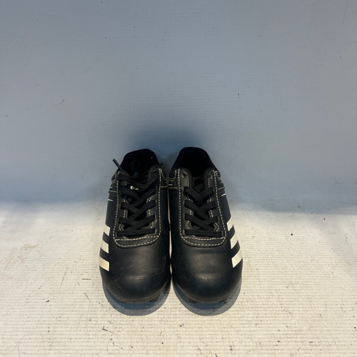 Vist Large View of Product Image Which is Used Adidas Soccer Cleats Black Youth 10.0