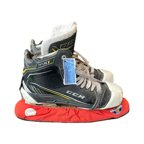 Vist Large View of Product Image Which is Used CCM SUPER TACKS AS1 Senior Goalie Skate Senior 7.5