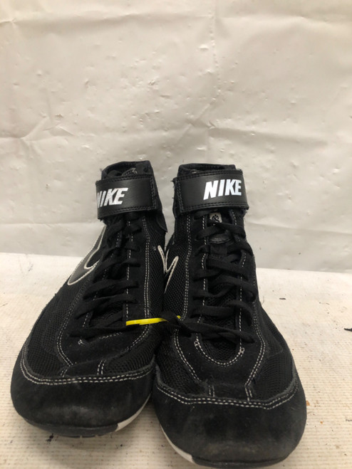 Vist Large View of Product Image Which is Used Nike Wrestling Shoes Black Youth 11.5