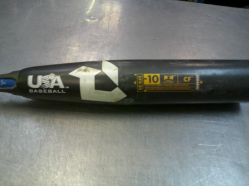 Vist Large View of Product Image Which is Used Demarini UFX-22 BB/SB USA 2 5/8 Bat 30"