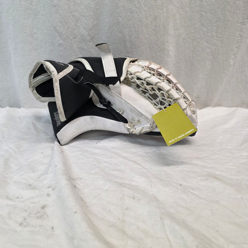 Vist Large View of Product Image Which is Used CCM REVOLUTION 595 Junior Goalie Catcher White