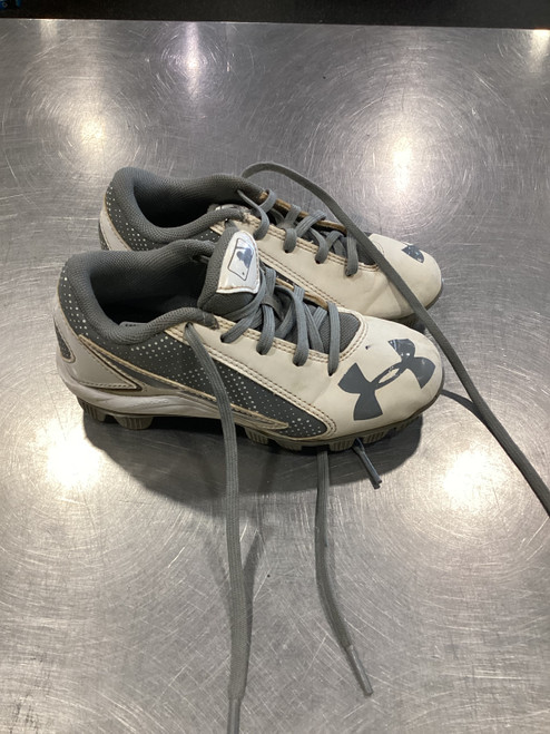 Vist Large View of Product Image Which is Used Under Armour BASEBALL CLEATS WHITE AND GREY BB/SB Cleats White Youth 12.0