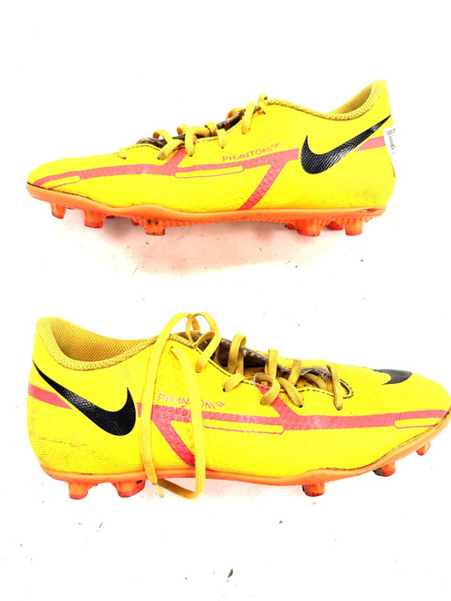 Vist Large View of Product Image Which is Used Nike Soccer Cleats Orange Senior 6.5