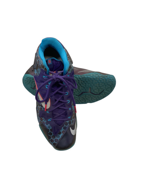 Vist Large View of Product Image Which is Used Nike Basketball Shoes M Navy Blue Senior 11