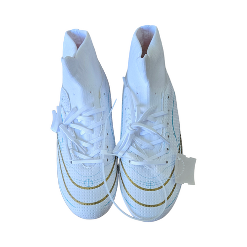 Vist Large View of Product Image Which is Used Soccer Cleats White Junior 01.5