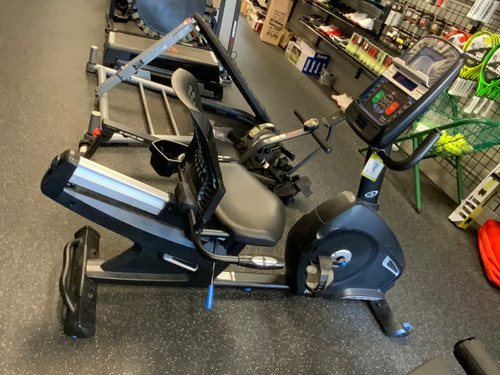 Vist Large View of Product Image Which is Used Nautilus R616 Recumbent Bike