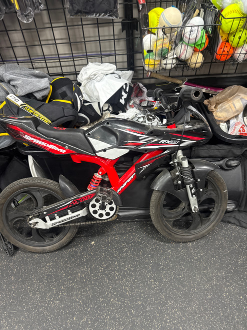 Vist Large View of Product Image Which is Used Hyper RX16 SPEEDBIKE Cruiser Bike Boys Black 16"