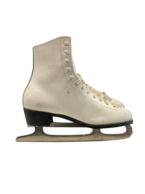 Vist Large View of Product Image Which is Used FIGRE SKATE SZ 8 WomensFigure Skate White Senior 8