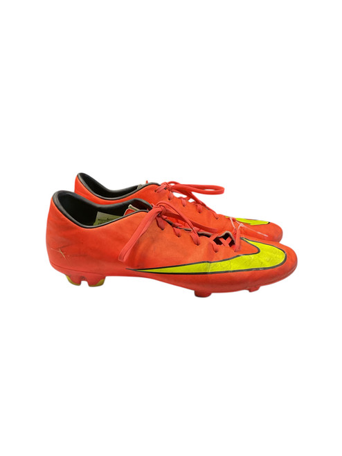 Vist Large View of Product Image Which is Used Nike MERCURIAL SZ 11 Soccer Cleats Red Senior 11