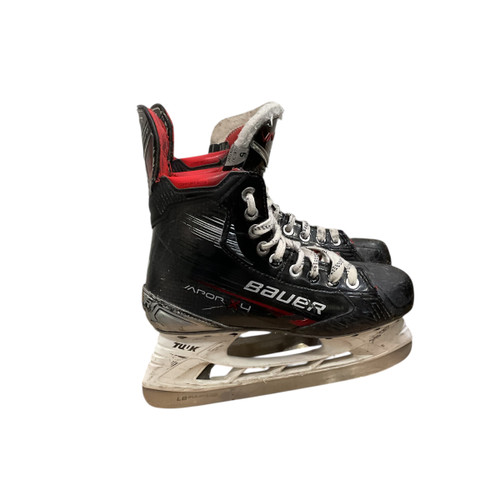 Vist Large View of Product Image Which is Used Bauer VAPOR X4 SZ 5 Intermediate Hockey Skate Intermediate 5.0