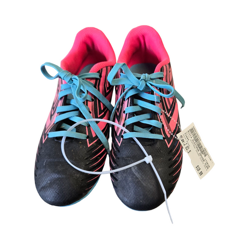 Vist Large View of Product Image Which is Used Mitre ELECTRON SOCCER CLEATS SZ3.5 Soccer Cleats Black Junior 03.5