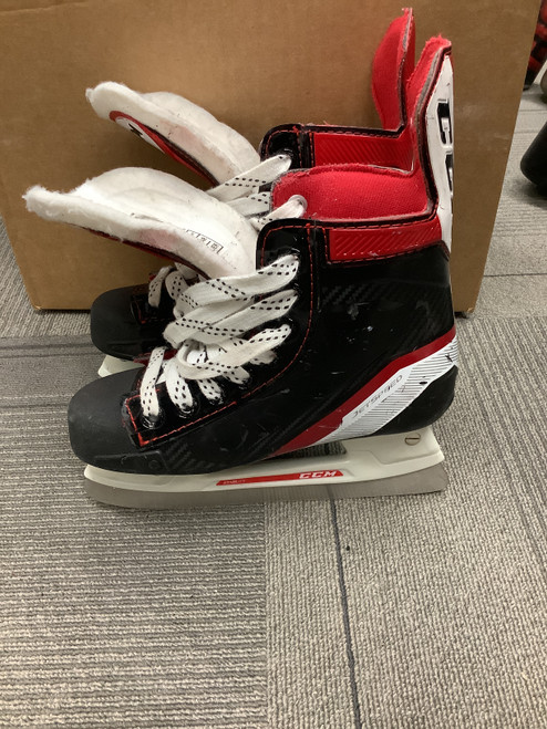 Vist Large View of Product Image Which is Used CCM JETSPEED Youth Hockey Skate Youth 13.0