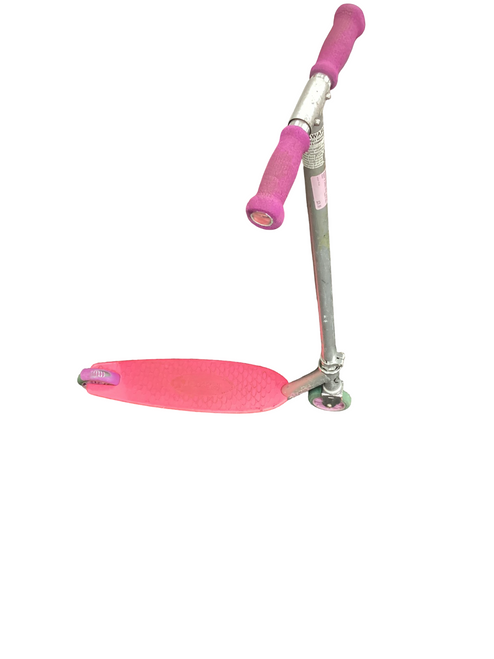Vist Large View of Product Image Which is Used Razor 2 WHEEL Scooter Pink