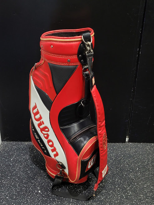 Vist Large View of Product Image Which is Used Wilson VINTAGE CART BAG Mens Cart Bag Red