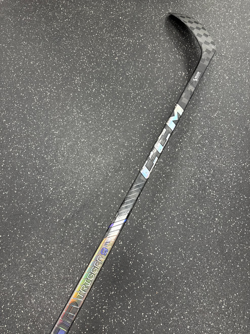 Vist Large View of Product Image Which is Used CCM RIBCOR TRIGGER 9 PRO Inter One Piece Right 65 Flex P28