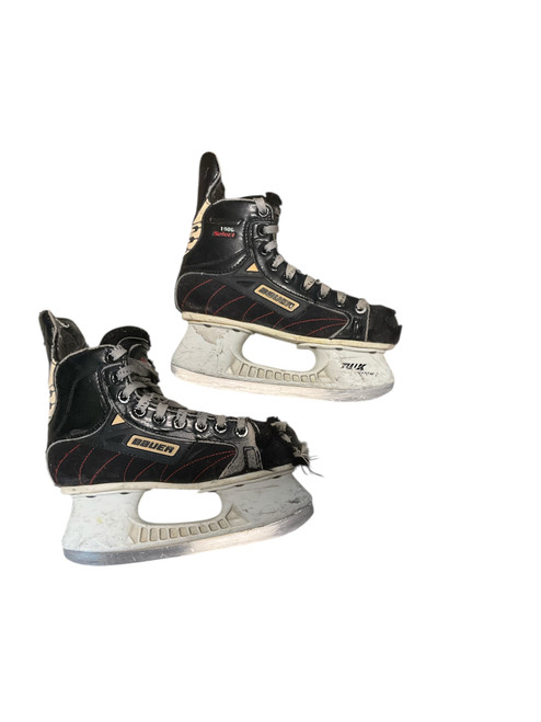 Vist Large View of Product Image Which is Used Bauer 1000 SELECT Junior Hockey Skate Junior 02.5