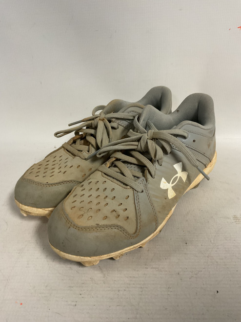 Vist Large View of Product Image Which is Used Under Armour LEADOFF BB/SB Cleats Grey Junior 05