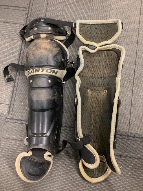 Vist Large View of Product Image Which is Used Easton GAMETIME Catchers Chest Protector Black Youth