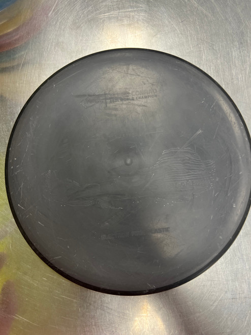 Vist Large View of Product Image Which is Used MVP ELECTRON NOMAD Disc Golf Putter Grey