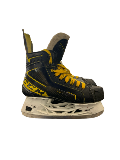 Vist Large View of Product Image Which is Used CCM SUPERTACKS Junior Hockey Skate Junior 04