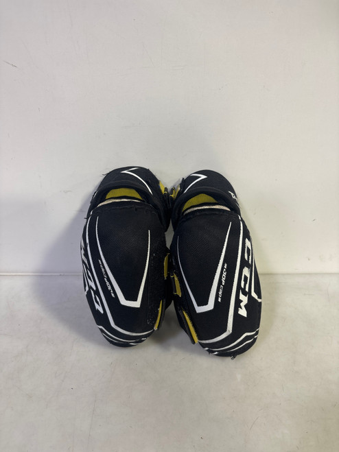 Vist Large View of Product Image Which is Used CCM ULTRA 2.0 Junior Elbow Pads SM