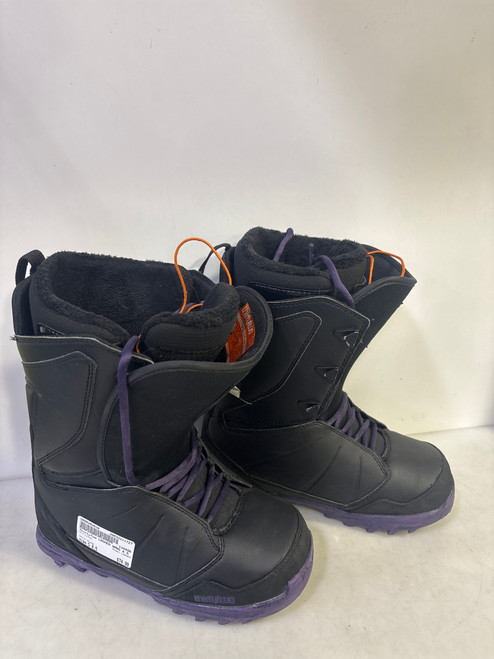 Vist Large View of Product Image Which is Used ThirtyTwo LASHED Womens Snowboard Boots Black Senior 8.5