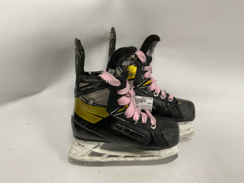 Vist Large View of Product Image Which is Used Bauer SUPREME Youth Hockey Skate Youth 12.0