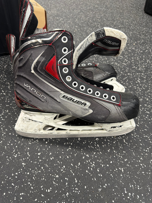 Vist Large View of Product Image Which is Used Bauer VAPOR X40 Senior Hockey Skate Senior 11