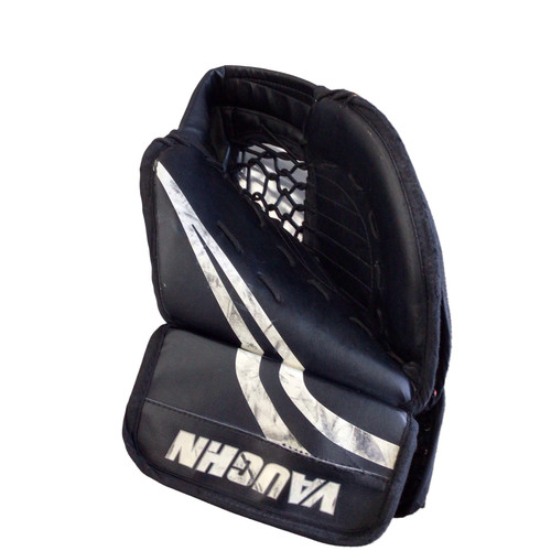 Vist Large View of Product Image Which is Used Vaughn VENTIS GOALIE CATCHER Youth Goalie Catcher Black