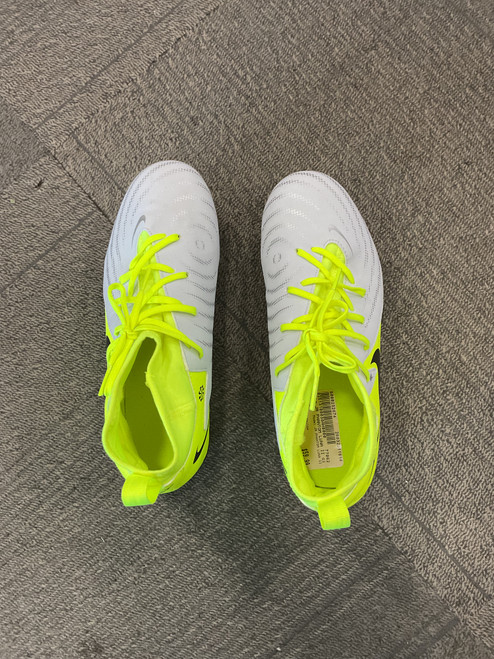 Vist Large View of Product Image Which is Used Nike JR PHANTOM LUNA II Soccer Cleats Optic Yellow Junior 05