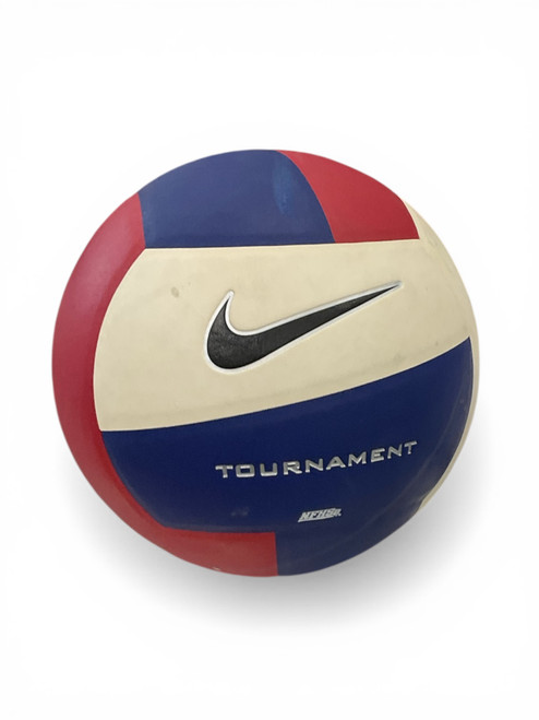 Vist Large View of Product Image Which is Used Nike Indoor VB White